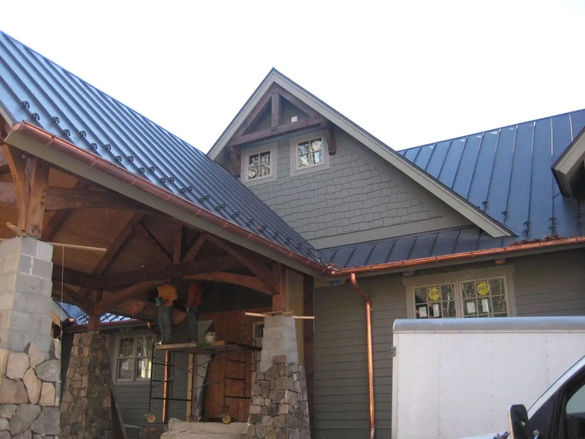 Craftsman Roofing team delivering quality roofing work in Delair